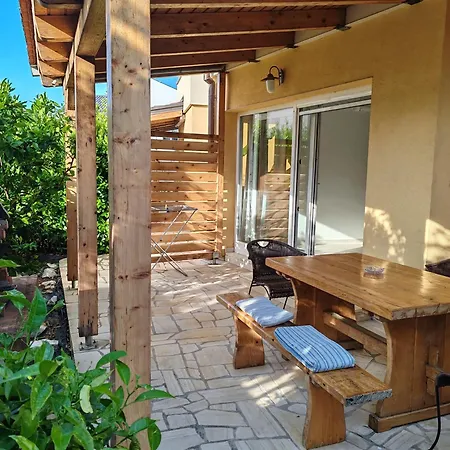 Kovacicek 1 Apartamento Biograd Na Moru