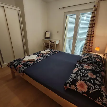Kovacicek 1 Apartamento Biograd Na Moru